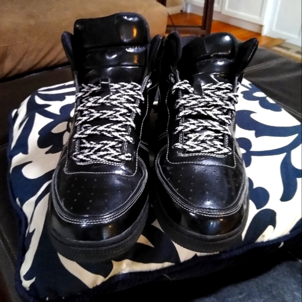 Nike Air Indeed High Sneaker